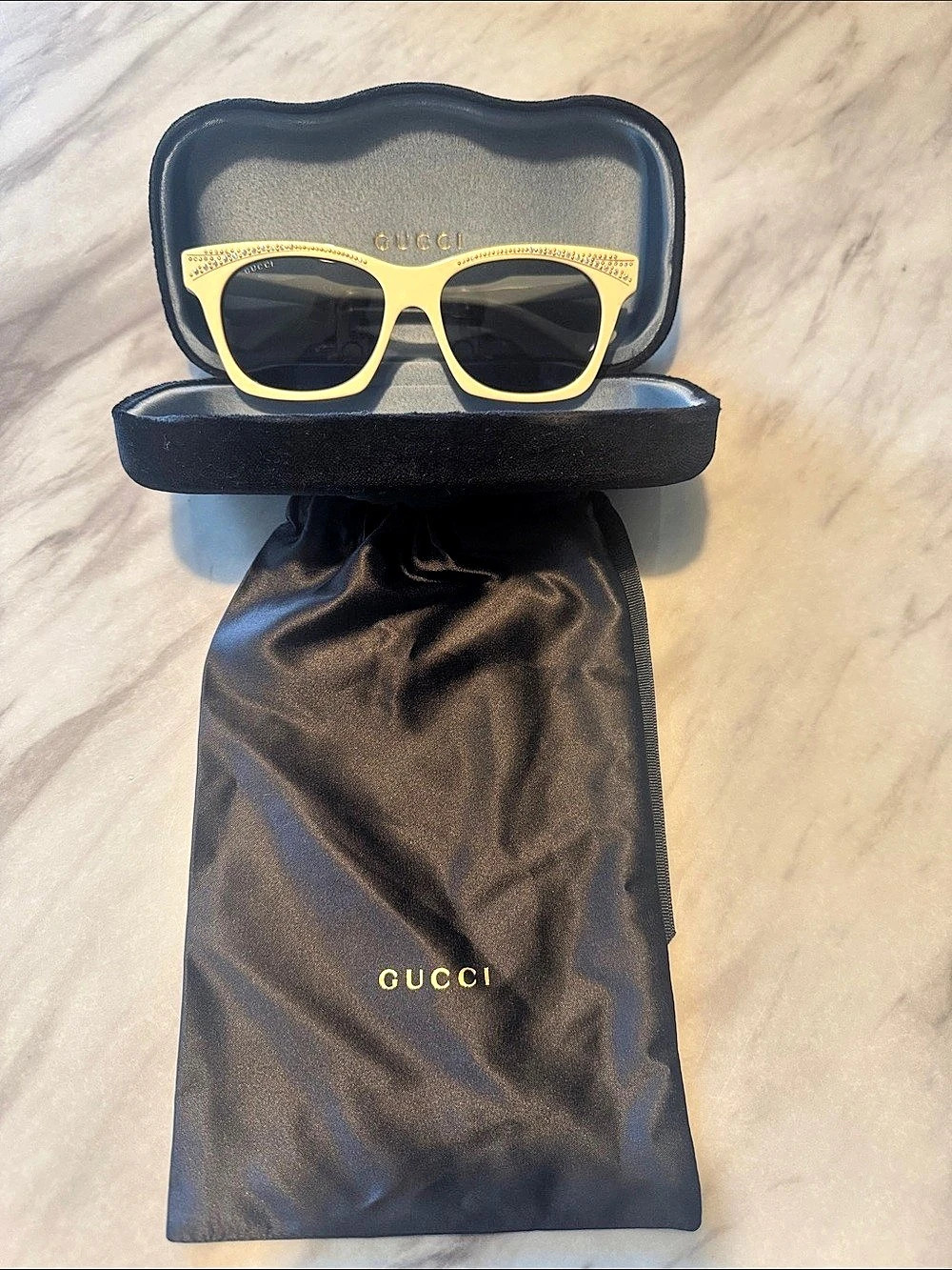Gucci Hollywood Forever GG1095S Crystal Cat-Eye Sunglasses Like New